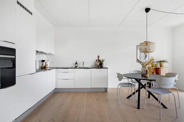 apartment 4 vær med altan
