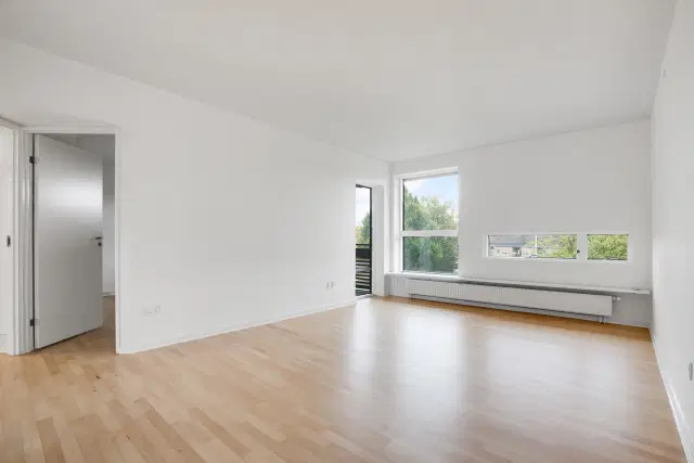 apartment Totalrenoveret 3-værelses med altan og elevator