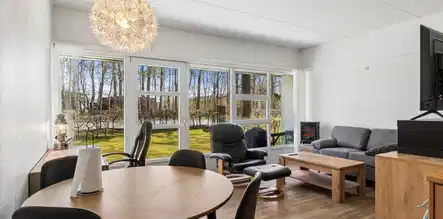 apartment Hyggelig og lys lejlighed med stor have