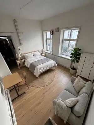 apartment Nyrenoveret 2-værelses i stueplan – tilbagetrukket og privat i hyggelig baggård