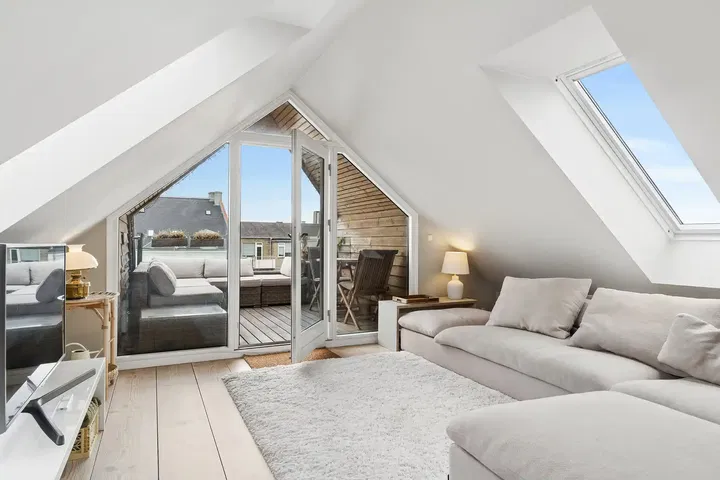 Eksklusiv lejlighed med skøn tagterrasse og havudsigt - Strandvejen, Hellerup - 3