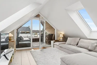 Eksklusiv lejlighed med skøn tagterrasse og havudsigt - Strandvejen, Hellerup - 3