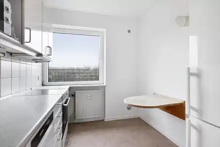 apartment Charmerende 3-værelses lejlighed med altan nær Aarhus C