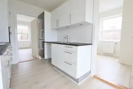 apartment Bright and spacious 3-room apartment with a large terrace