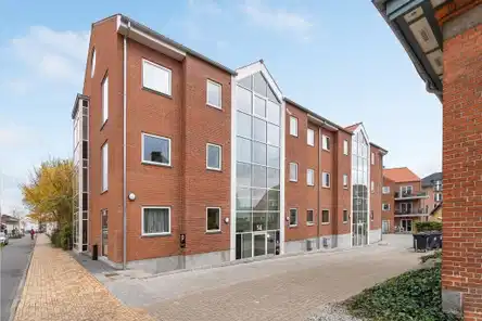 apartment Lys 3-værelses lejlighed med terrasse i Odense