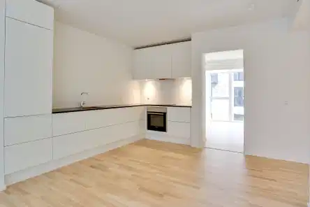 apartment Lys 3-værelses lejlighed på 3. sal i København SV