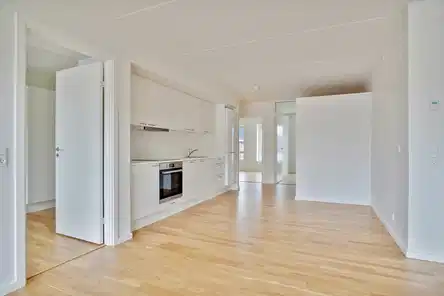 apartment Moderne 4-værelses lejlighed med altan i Odense C