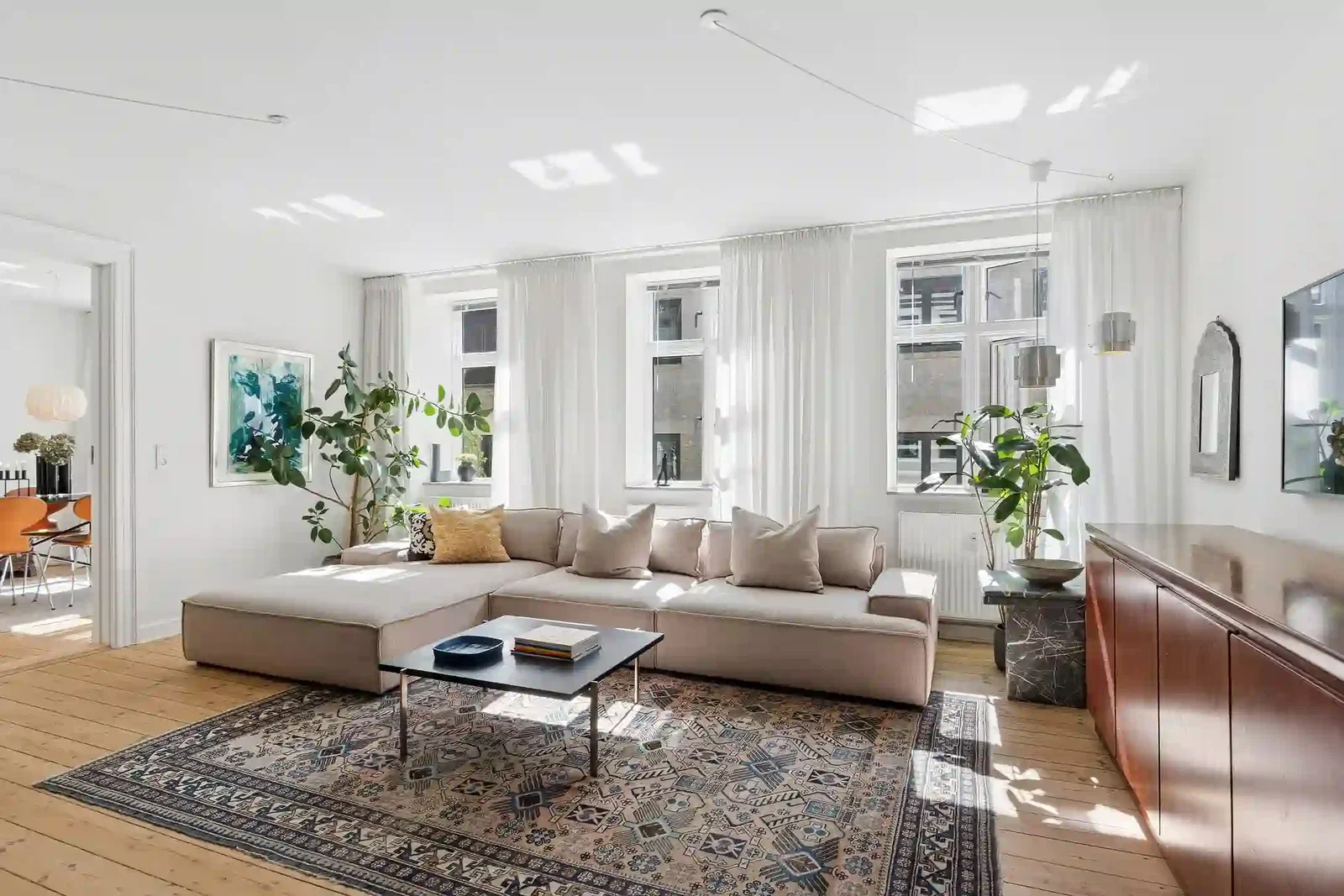 apartment Exclusive furnished city apartment with a unique location
