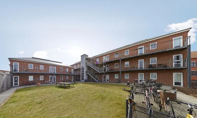 Charmerende og moderne bolig med altan - KUN 2 MÅNEDERS DEPOSITUM! - Tolderlundsvej, Odense C - 2