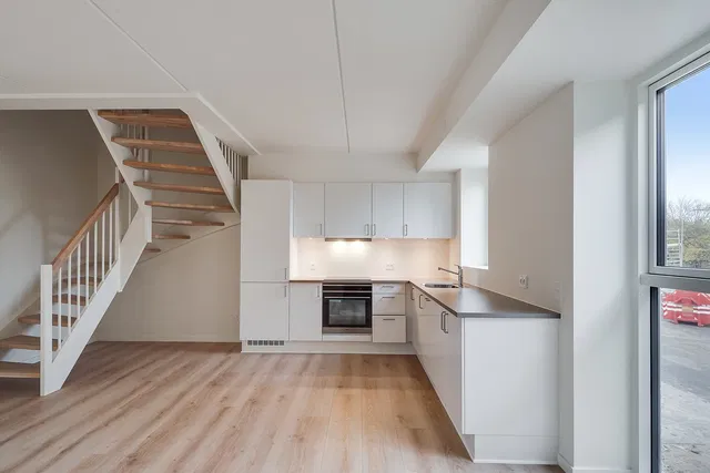 townhouse 5-værelses rækkehus med terrasse og skur