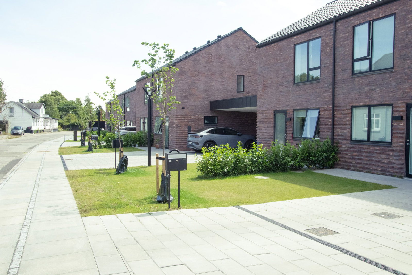 townhouse Lyst 4-værelses rækkehus med have og carport i Hasselager