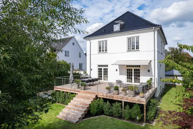 house Gennemrenoveret palævilla i Hellerup