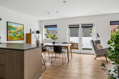 Bright 83 m² apartment on the first floor with terrace and balcony - Østergade, Hammel - 2