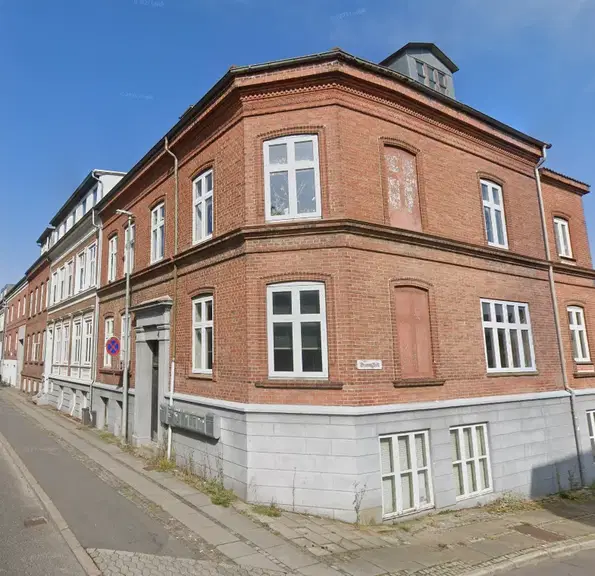apartment Charmerende 3-værelses med synlige bjælker