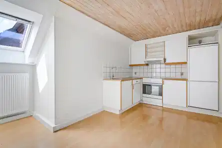 apartment Lys 2-værelses lejlighed i Hjørring, 75 m²