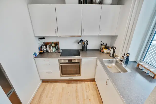 apartment Lys 2-værelses på 84 m2 med fælles tagterrasse, elevator og moderne køkken
