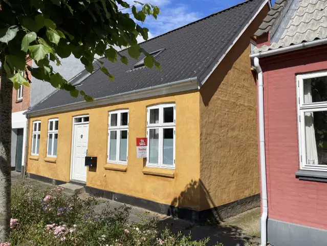 townhouse Lys og rummelig lejlighed på 125 m²
