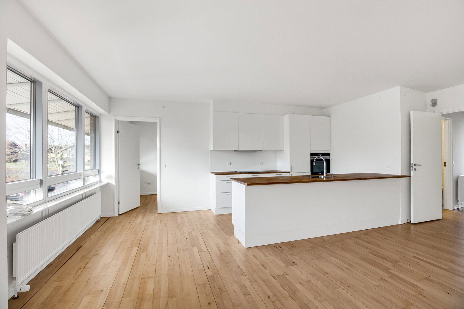 apartment Indflytningsklar 3-værelses med stor solrig altan