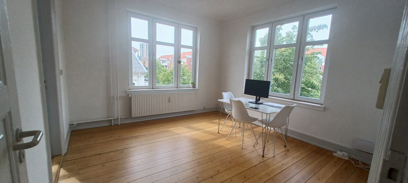 apartment Lys 2-værelses på 1. sal ved Svanes Torv