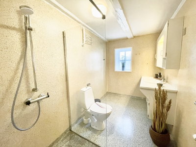 Møbleret 4-værelses i centrum - to plan - Ll. Sct. Hans Gade, Viborg - 2
