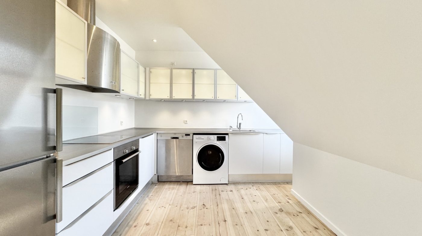 apartment Nyrenoveret 2-værelses lejlighed på 1. sal