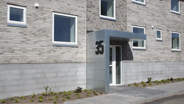 apartment Renoveret lejlighed med nye vinduer og gulve