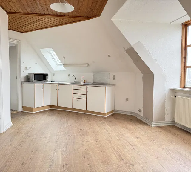 apartment Charmerende 2-værelses i rødstensvilla ved havnen