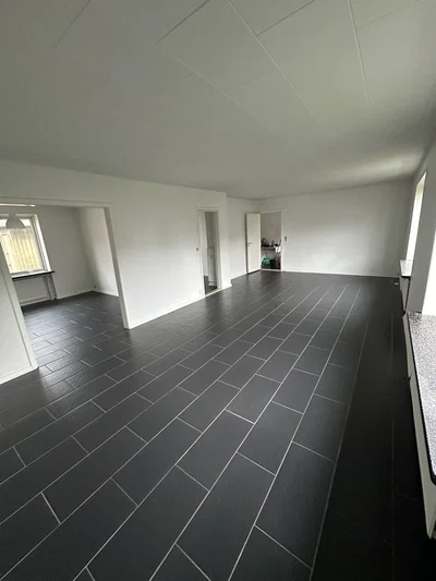 Spacious 5-Room House Over Two Floors with Terrace and Two Bathrooms – Pets Allowed - Sønderalle, Rødding - 4