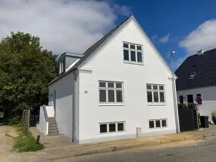 house Charmerende renoveret villa centralt i Herning