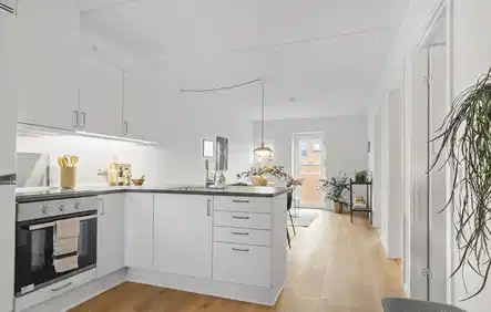 apartment 3-værelses lejlighed med moderne køkken og grønne omgivelser i Horsens