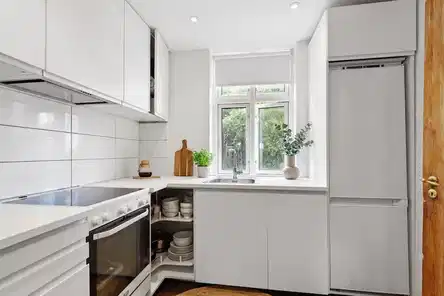apartment Velindrettet 3-værelses på 73 m2 i klassisk rødstensejendom – stor fælleshave og parkeringsplads medfølger
