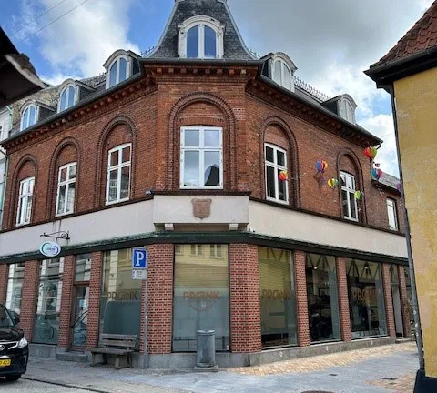 apartment St. Kirkestræde 1 A, 2. 4800 Nykøbing F