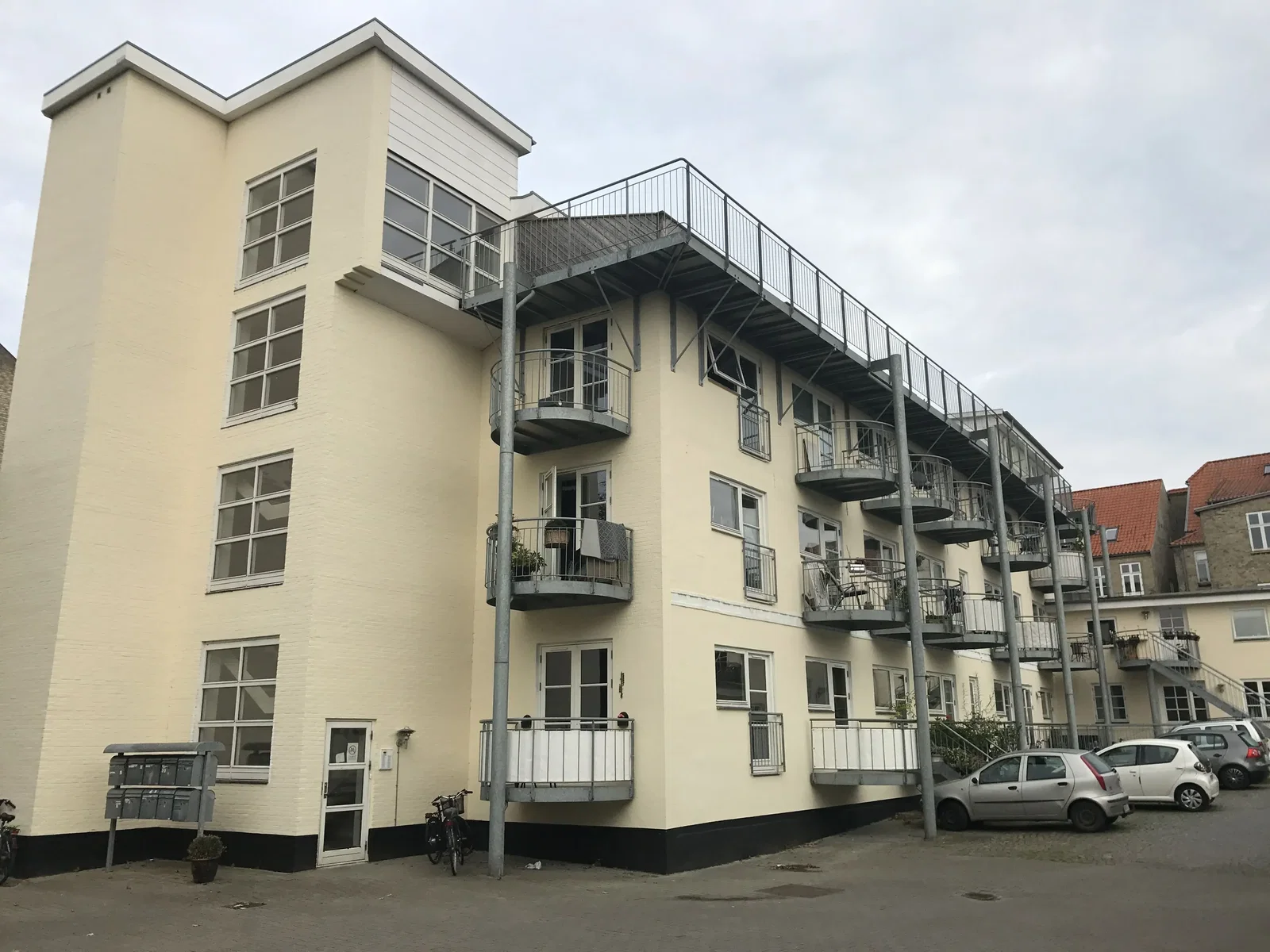 apartment Stor 1-værelses lejlighed i stueplan med egen indgang