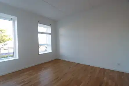 apartment Bright 3-room apartment with terrace and green view