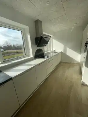 townhouse Moderne 4-værelses rækkehus med have og carport