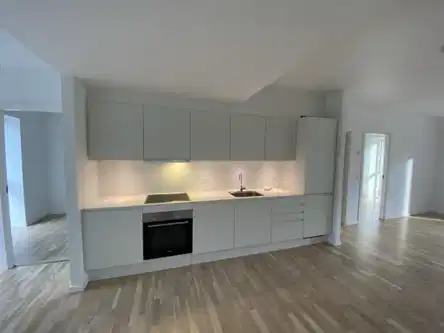 apartment Moderne 4-værelses lejlighed med to altaner