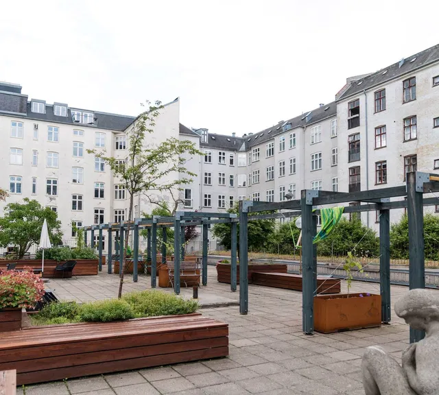 apartment Indbydende lejlighed med attraktiv beliggenhed i København K