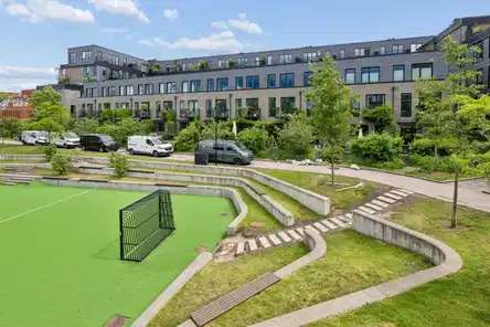 townhouse Unikt rækkehus i Carlsbergbyen med privat udeliv og fire soveværelser