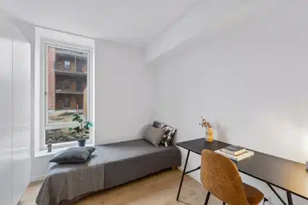 apartment Lys 3-værelses på 1. sal med altan, 81 m²