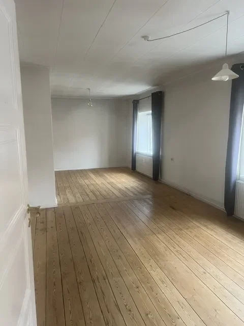 apartment Lys 3-værelses lejlighed på 96 m²