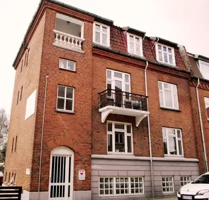 apartment Lys 3-værelses lejlighed med privat terrasse