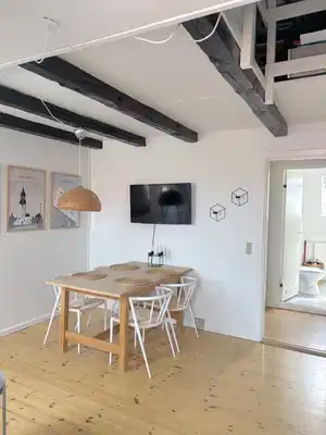 apartment Lys taglejlighed på 39 m² med hems i Aalborg