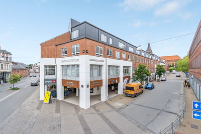 To-plans lejlighed med altan centralt i Kolding - Bredgade, Kolding - 1