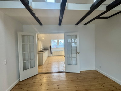 Renovated top-floor apartment centrally located by Lommeparken - Østerågade, Aalborg - 3