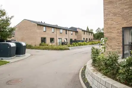 townhouse 4-bedroom townhouse with garden