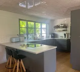 house Villa med nyt køkken, bad og lukket have