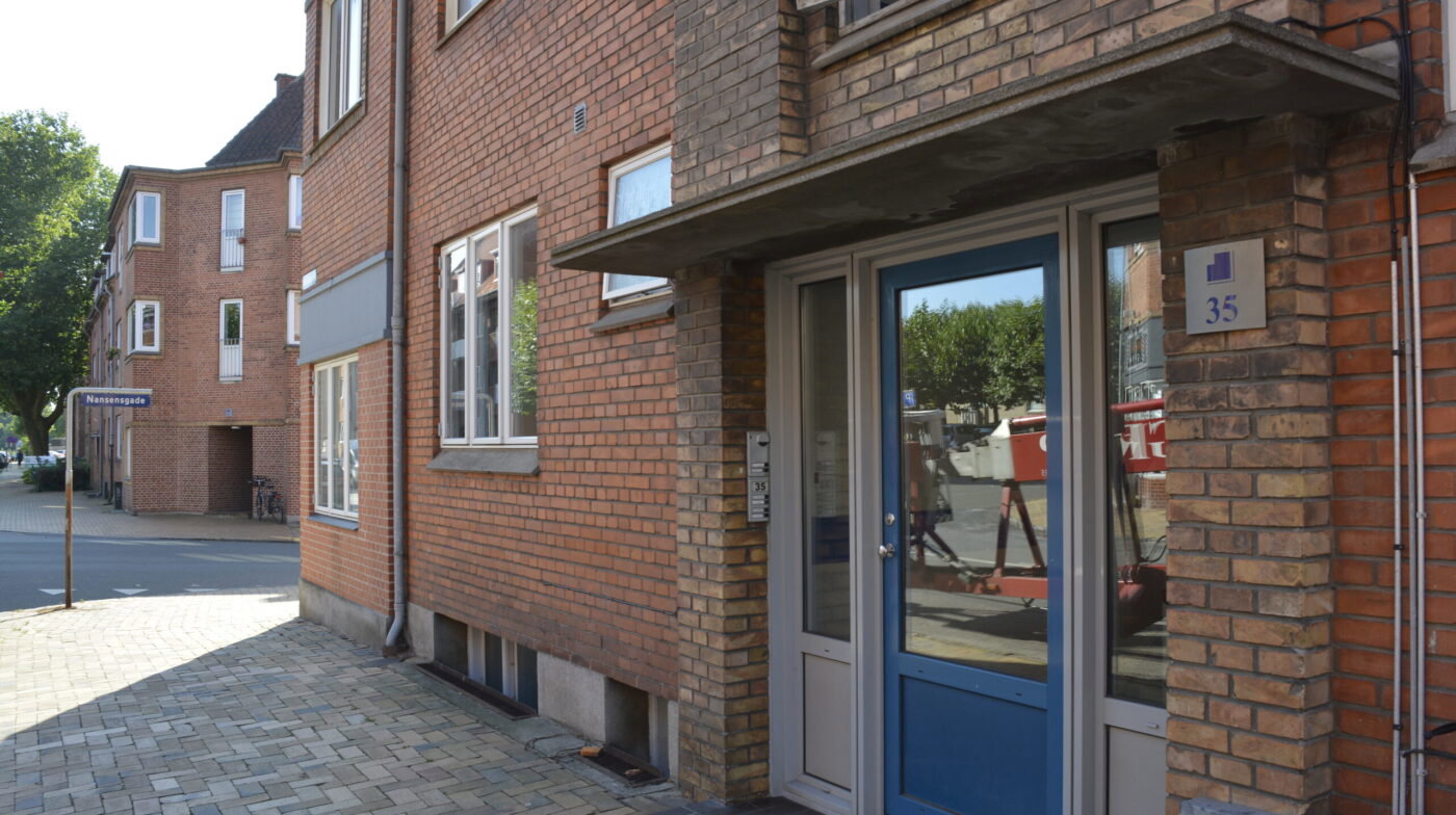 apartment Lys nyrenoveret 2-værelses lejlighed 61 m² nær letbane