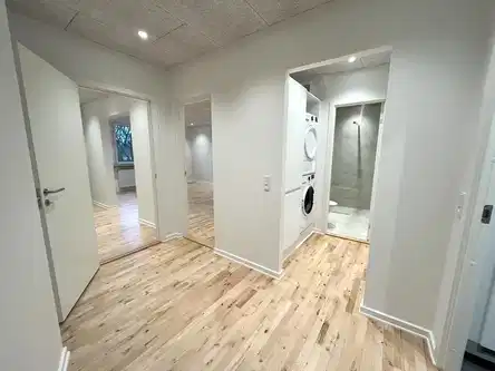 apartment Lys 3-værelses med altan samt nyt køkken og badeværelse