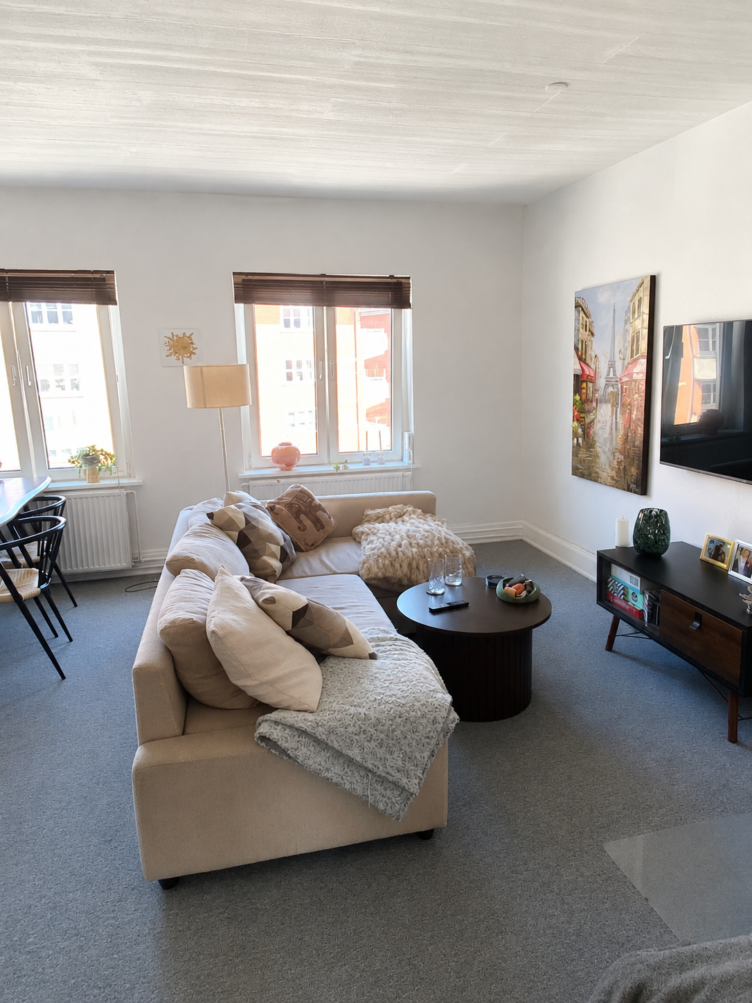 Visual presentation of the listing
