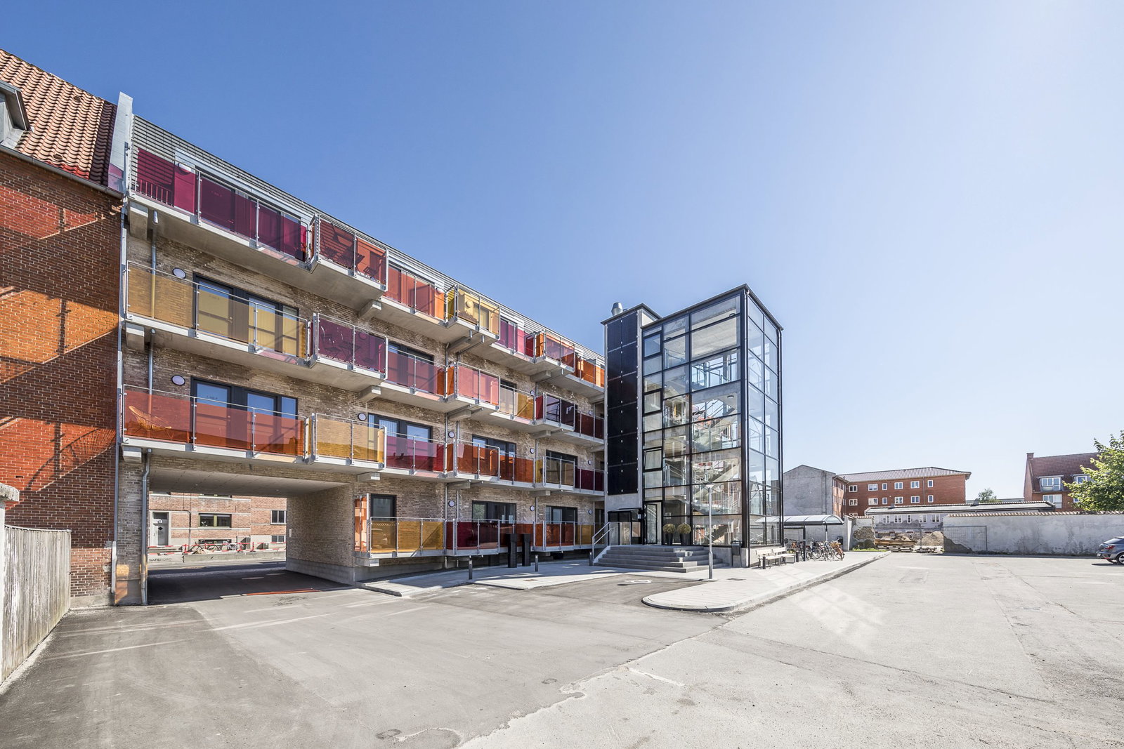 apartment Lys 2-værelses lejlighed på 2. sal i Odense C